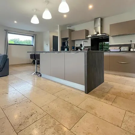 Lovely In St-genies-de-comolas 別荘 Saint-Geniès-de-Comolas