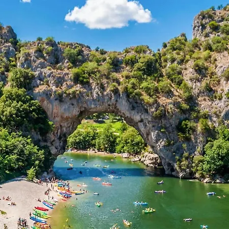 Lovely In St-genies-de-comolas