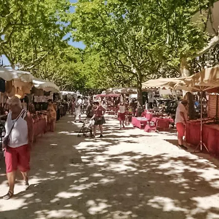 Lovely In St-genies-de-comolas *